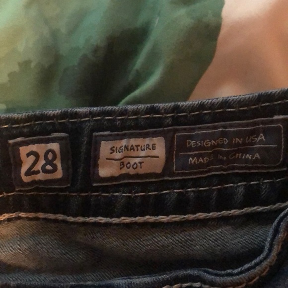Miss Me Jeans - Picture 2 of 5